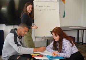 campus travail de groupe
